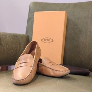 Tod's Light Brown Leather Slip-On Loafers